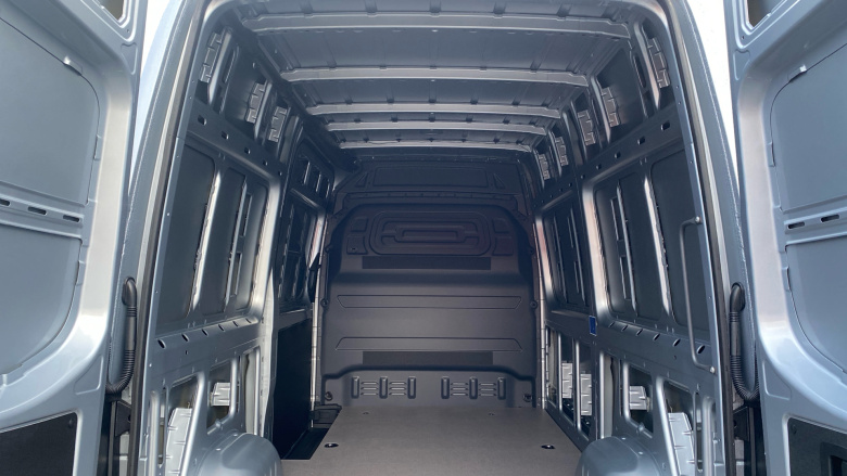 Mercedes-Benz Sprinter 315Cdi L2 Diesel Rwd 3.5t H2 Pro Van 9G-Tronic